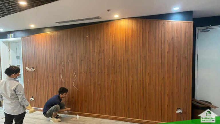 Cách Thi Công Tấm Nhựa Lam Sóng Ốp Tường Chuẩn Kỹ Thuật Nhất