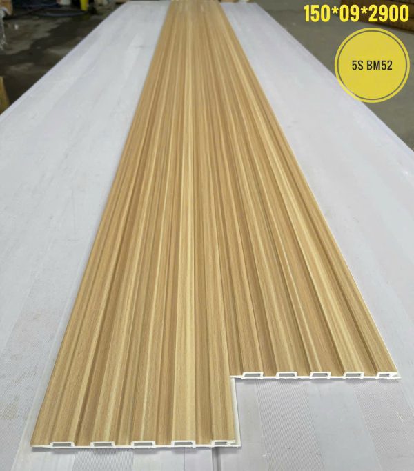 Tấm nhựa lam sóng vân gỗ - Hình ảnh 3