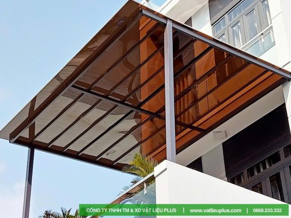 Tấm poly đặc